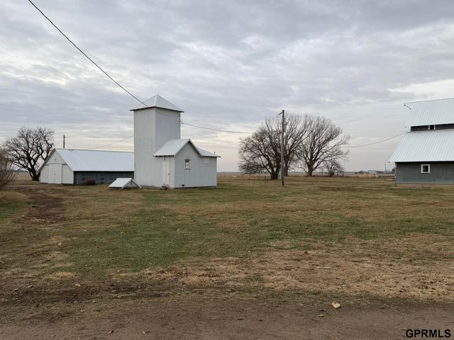 1445 County Road 2100 Road, Wilber, NE 68465