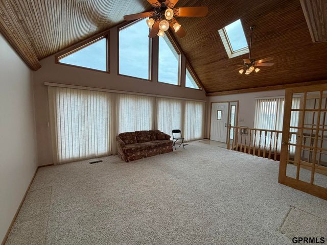 1445 County Road 2100 Road, Wilber, NE 68465