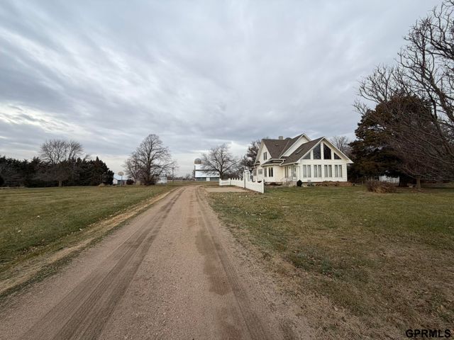 1445 County Road 2100 Road, Wilber, NE 68465