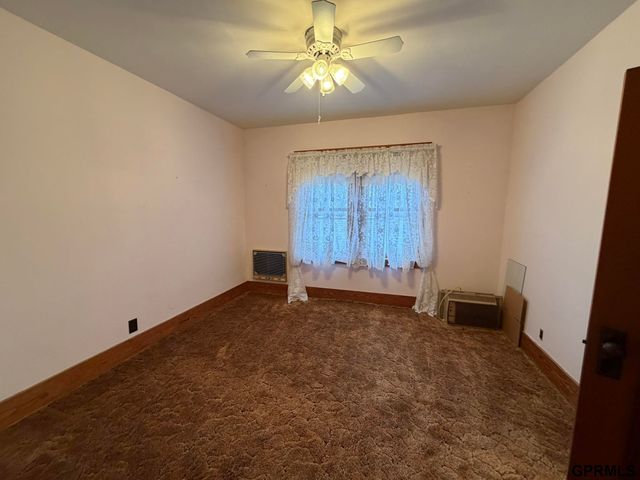 1445 County Road 2100 Road, Wilber, NE 68465