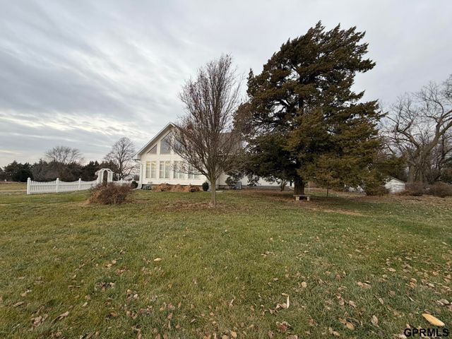 1445 County Road 2100 Road, Wilber, NE 68465