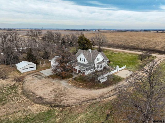 1445 County Road 2100 Road, Wilber, NE 68465