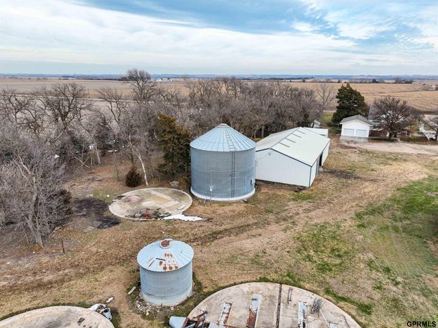 1445 County Road 2100 Road, Wilber, NE 68465