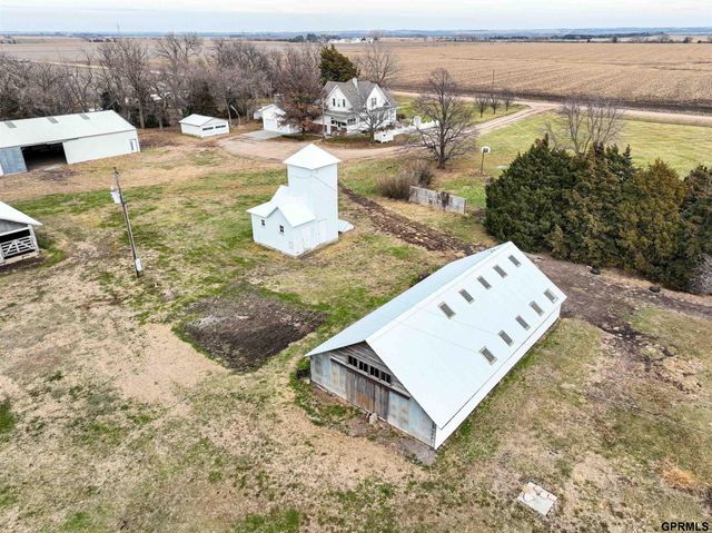 1445 County Road 2100 Road, Wilber, NE 68465