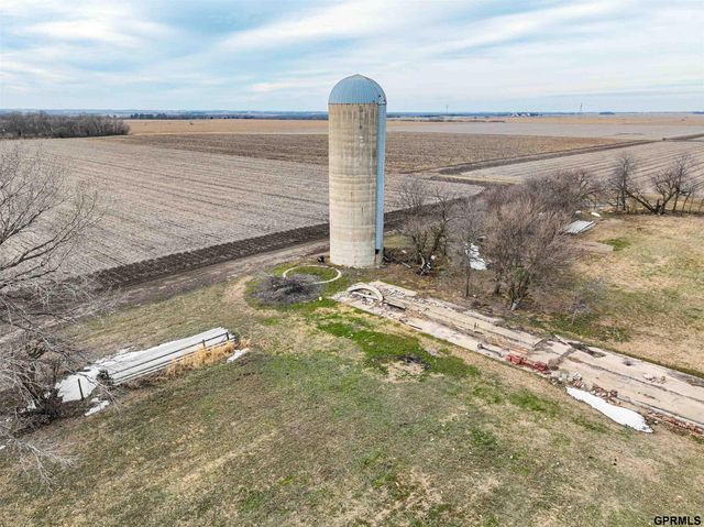 1445 County Road 2100 Road, Wilber, NE 68465