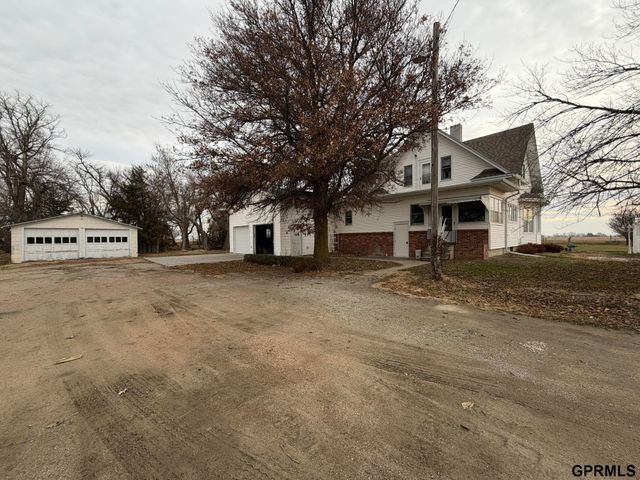 1445 County Road 2100 Road, Wilber, NE 68465