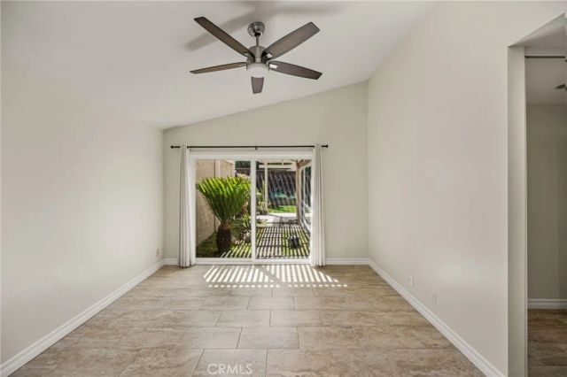 33 Richmond, Irvine, CA 92620
