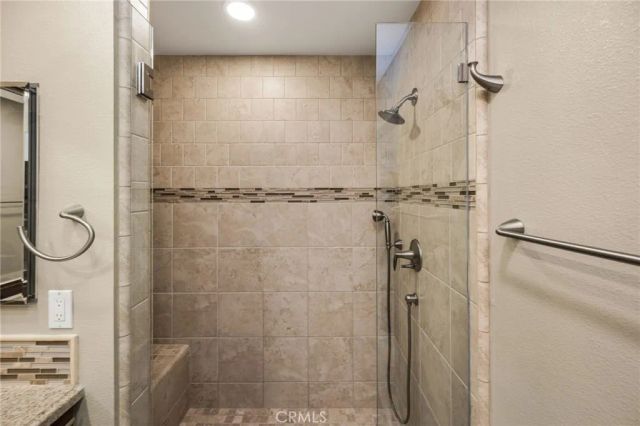 33 Richmond, Irvine, CA 92620