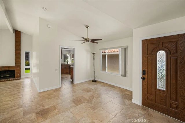 33 Richmond, Irvine, CA 92620