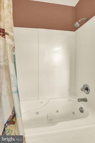 2436 CHADWICK CT, Harrisburg, PA 17110