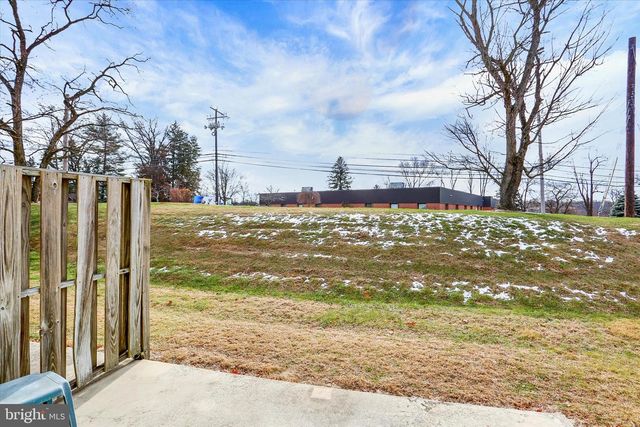 2436 CHADWICK CT, Harrisburg, PA 17110