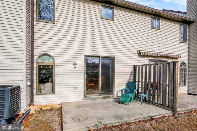 2436 CHADWICK CT, Harrisburg, PA 17110