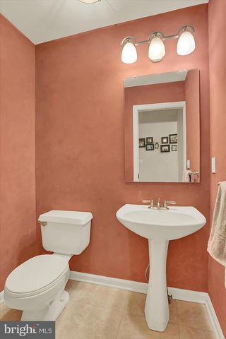 2436 CHADWICK CT, Harrisburg, PA 17110