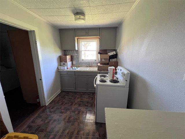 3527 S State Highway 71, El Campo, TX 77437