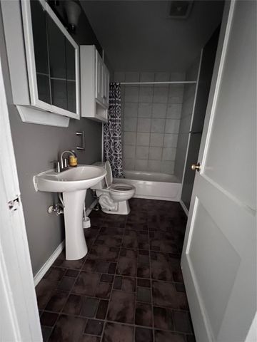 3527 S State Highway 71, El Campo, TX 77437