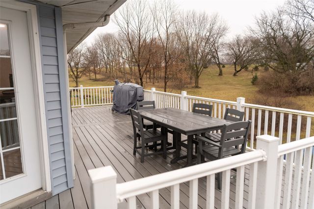 1262 Iowa Street, Pella, IA 50219