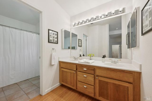 313 Portofino Way, Cloverdale, CA 95425