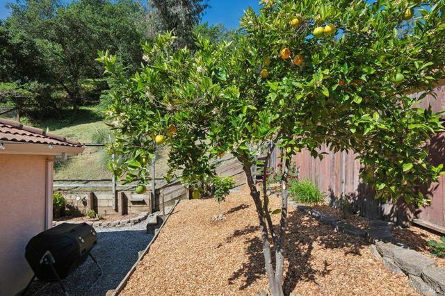 313 Portofino Way, Cloverdale, CA 95425
