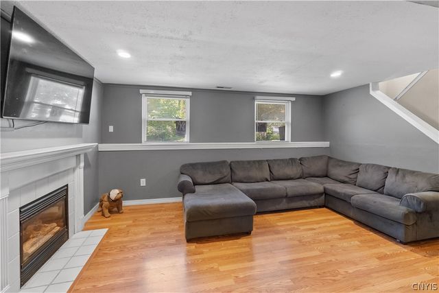 8193 Rizzo Drive, Clay, NY 13041