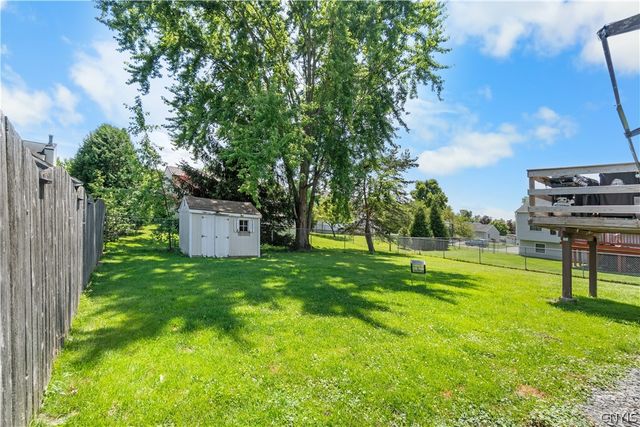 8193 Rizzo Drive, Clay, NY 13041