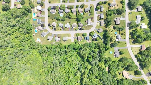 8193 Rizzo Drive, Clay, NY 13041