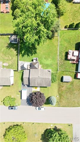 8193 Rizzo Drive, Clay, NY 13041