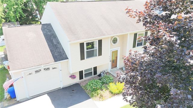 8193 Rizzo Drive, Clay, NY 13041