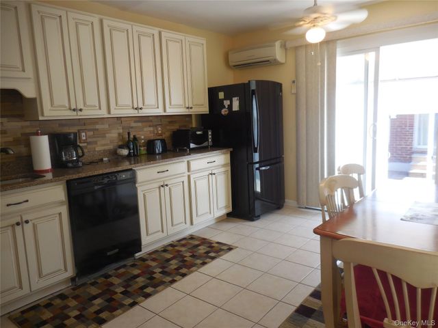 149 Rule Street, Franklin Square, NY 11010