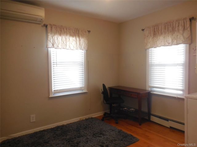 149 Rule Street, Franklin Square, NY 11010