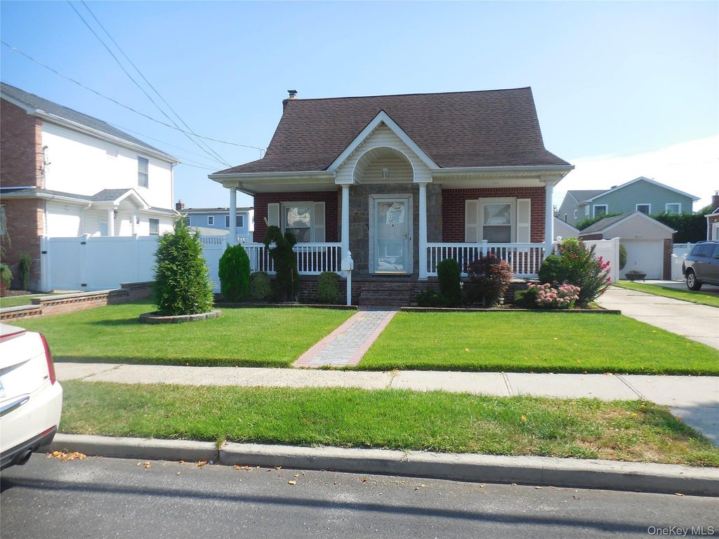 149 Rule Street, Franklin Square, NY 11010 — photo 3