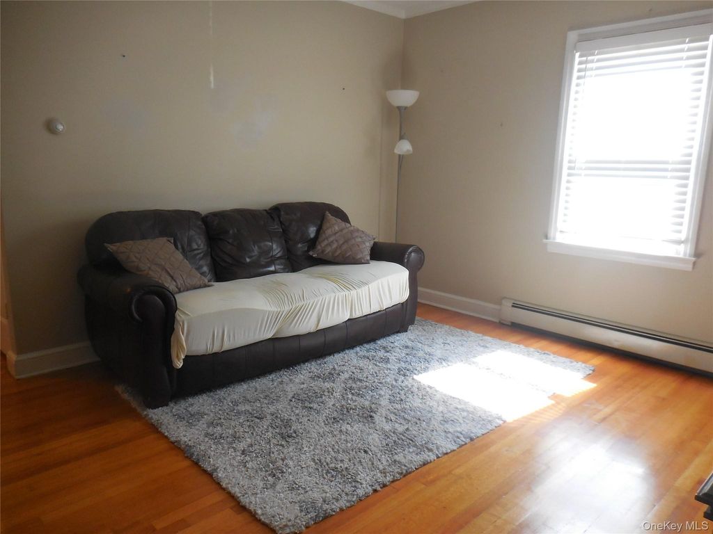 149 Rule Street, Franklin Square, NY 11010 — photo 4