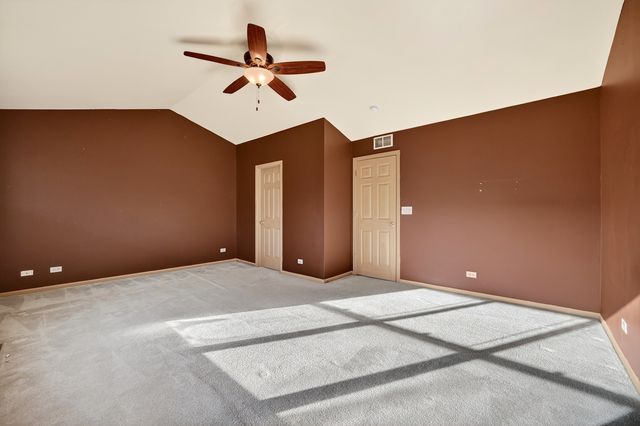 1492 Waterside Drive 1, Dekalb, IL 60115