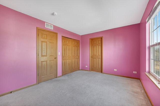 1492 Waterside Drive 1, Dekalb, IL 60115