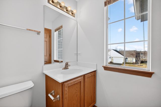 1492 Waterside Drive 1, Dekalb, IL 60115