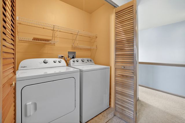 1492 Waterside Drive 1, Dekalb, IL 60115