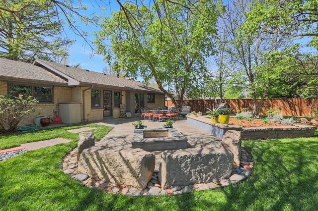 6512 E Murdock Ave, Wichita, KS 67206
