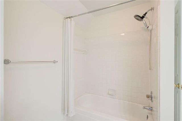 4910 Red Robin Ridge, Johns Creek, GA 30022