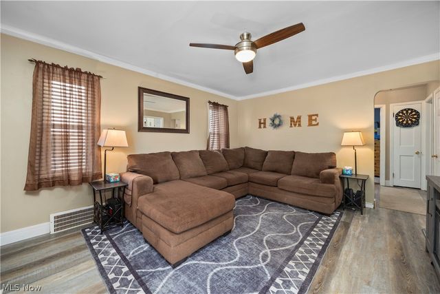 3419 Maplecrest Avenue, Parma, OH 44134