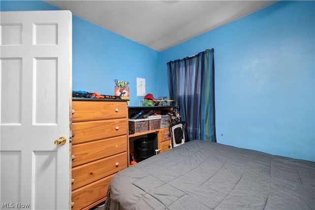 3419 Maplecrest Avenue, Parma, OH 44134