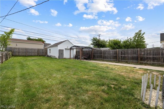 3419 Maplecrest Avenue, Parma, OH 44134