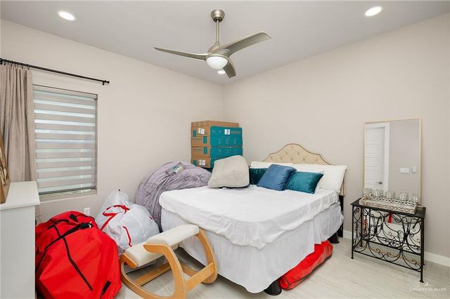 13816 N 37th Street, Mcallen, TX 78504