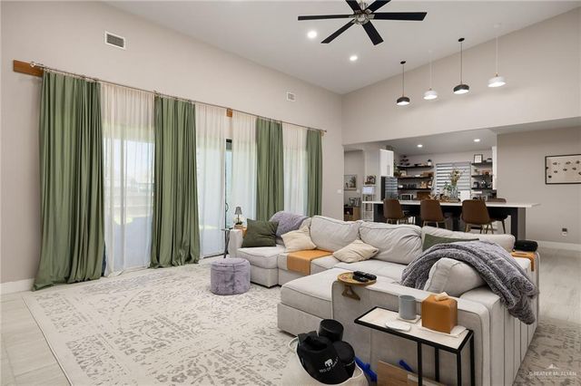 13816 N 37th Street, Mcallen, TX 78504