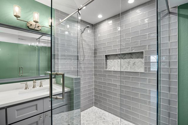 15 NE Wedgewood Lane, Fort Walton Beach, FL 32547