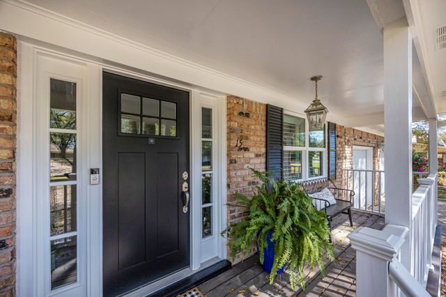 15 NE Wedgewood Lane, Fort Walton Beach, FL 32547