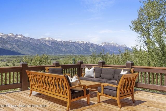 655 SPUR Road, Jackson, WY 83001