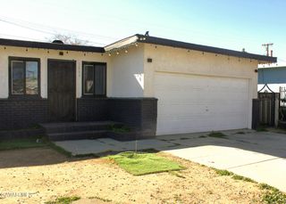 1866 E Avenue Q11, Palmdale, CA 93550