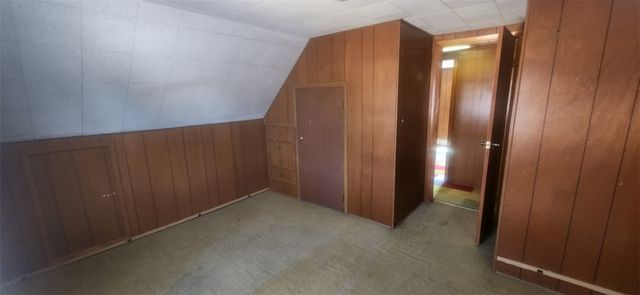 500 Wayne Avenue, Ellwood City, PA 16117