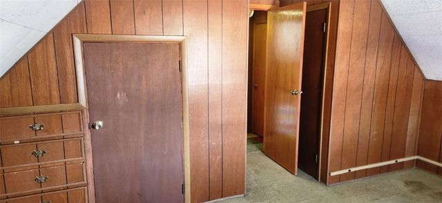 500 Wayne Avenue, Ellwood City, PA 16117