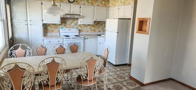 500 Wayne Avenue, Ellwood City, PA 16117