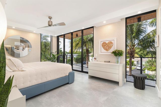 106 Inlet Way 202, Palm Beach Shores, FL 33404